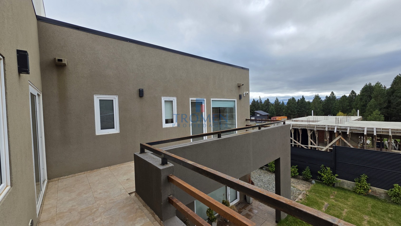 Casa en Dina Huapi - Girasoles del Limay