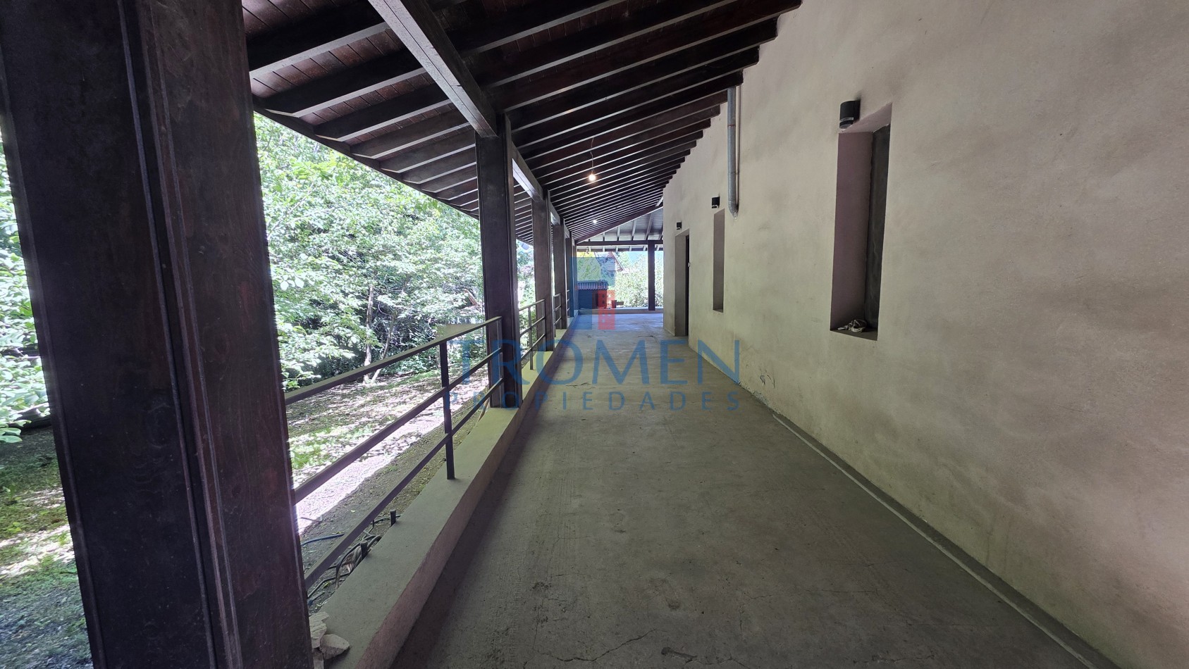 Salon de eventos - Restaurant y Casa de Te + Departamento 