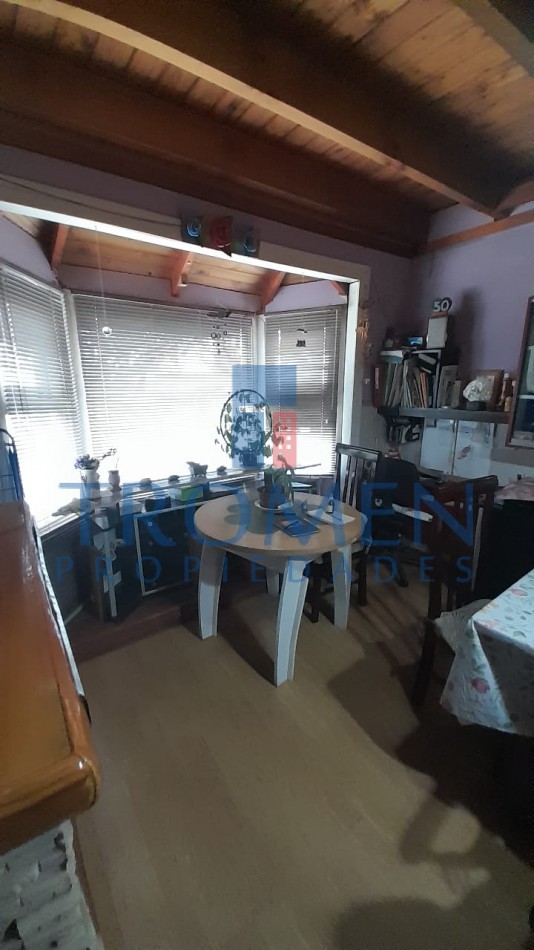 Dos Cabañas + local/ deposito en Dina Huapi