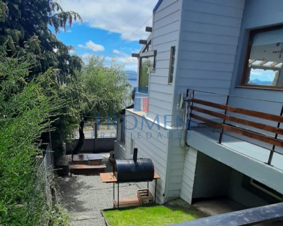 CASA + DEPARTAMENTO EN MELIPAL CON VISTA AL LAGO
