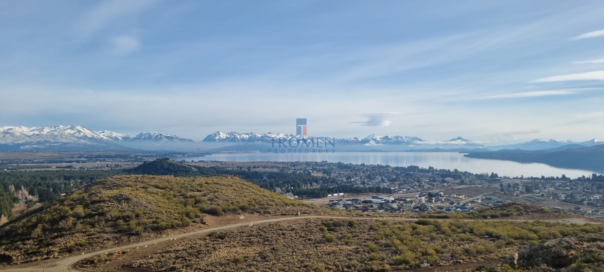 Lote con vista al lago. Barrancas de Dina Huapi