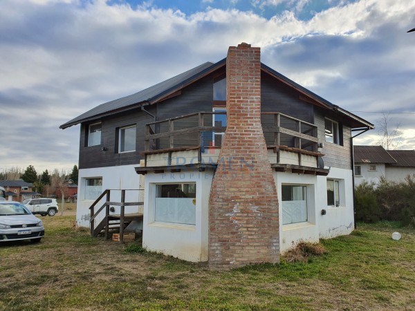 Casa en Dina Huapi, 3 Dormitorios.