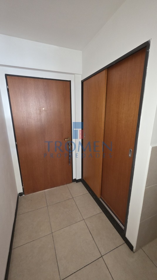 Monoambiente centrico con cochera