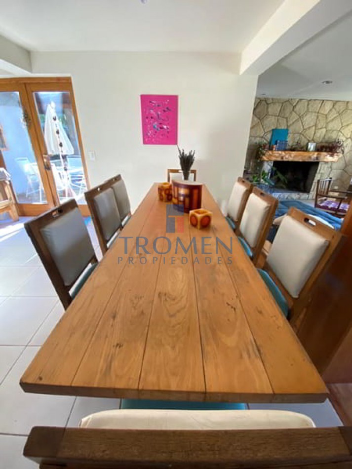 Casa amplia + Deptos + Tiny House. Apta turismo 