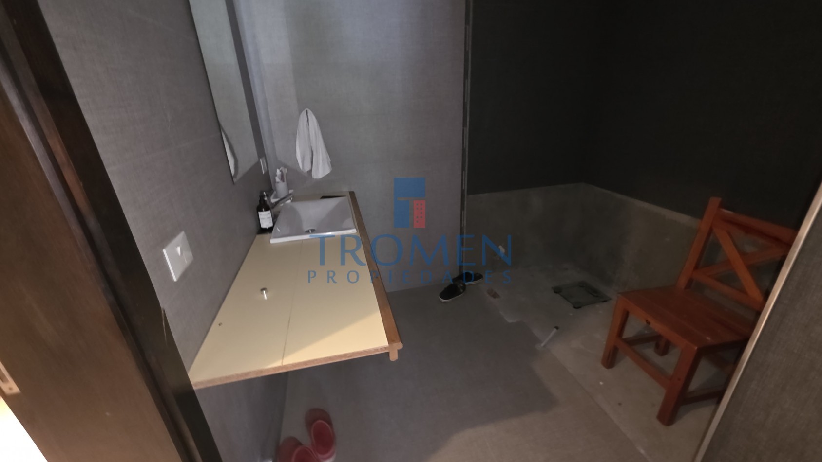 Salon de eventos - Restaurant y Casa de Te + Departamento 