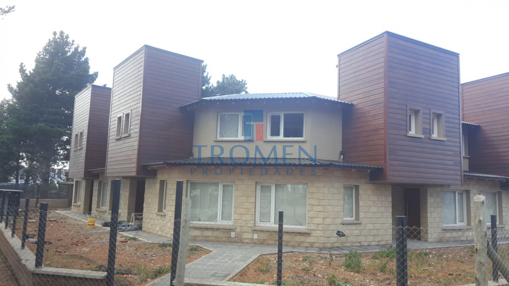 DEPARTAMENTO EN BARRIO ENTRE PINOS