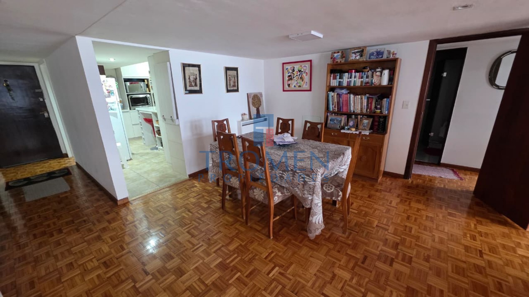 DEPARTAMENTO CON VISTA PLENA AL LAGO