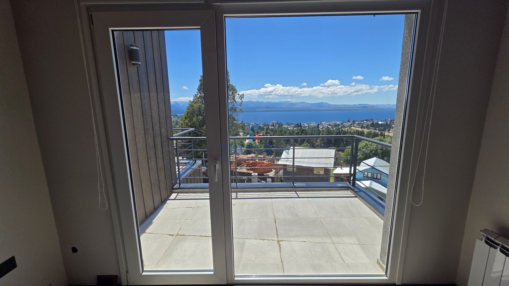 Departamento a estrenar con vista al lago