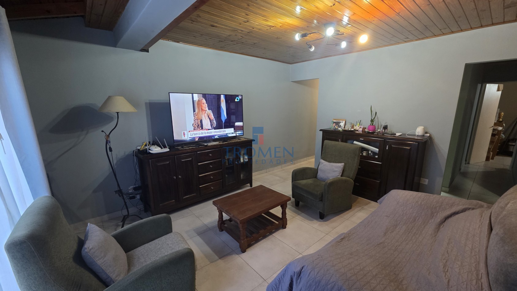 Casa de 3 Dorm. Barrio 400 Viviendas