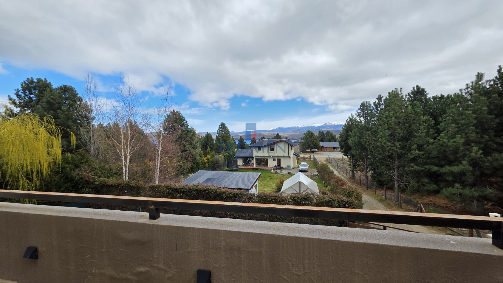 Casa en Dina Huapi - Girasoles del Limay