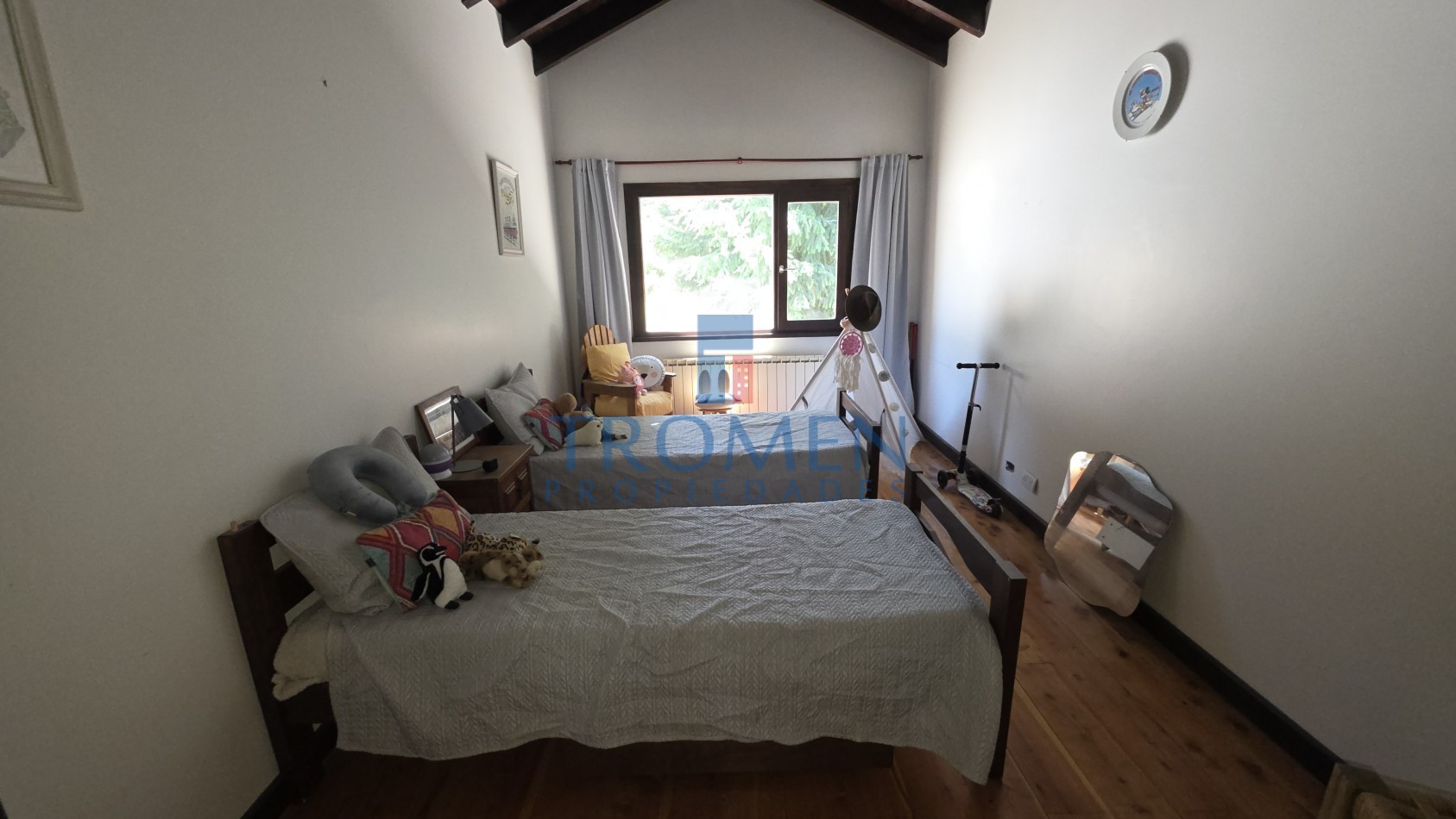 Salon de eventos - Restaurant y Casa de Te + Departamento 