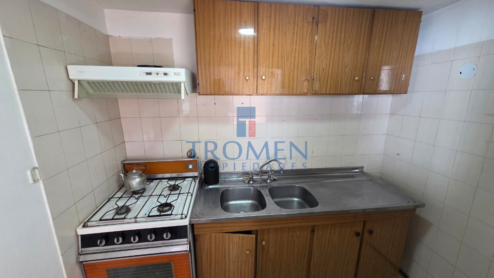 DEPARTAMENTO EN ALQUILER SOBRE CALLE STA. CRUZ