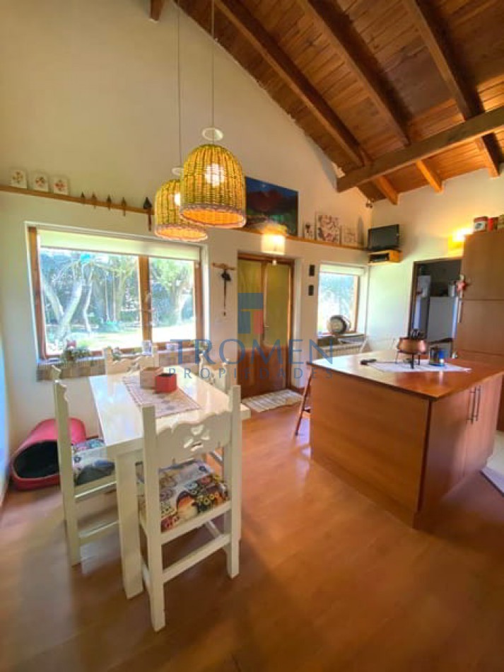 Casa amplia + Deptos + Tiny House. Apta turismo 