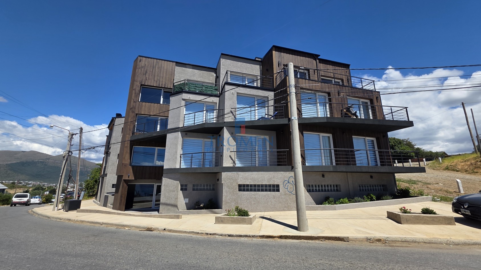 Departamento a estrenar con vista al lago