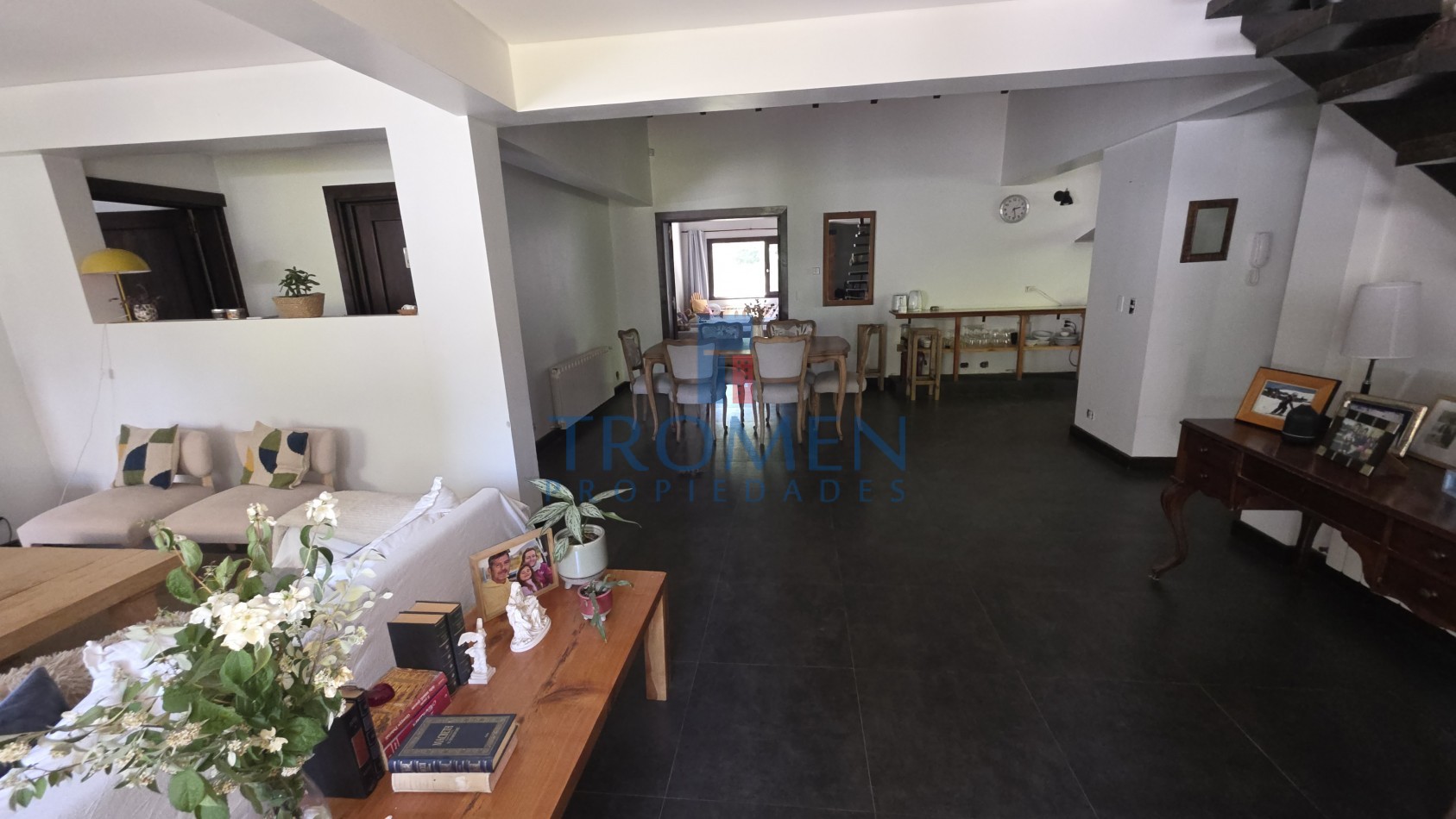 Salon de eventos - Restaurant y Casa de Te + Departamento 