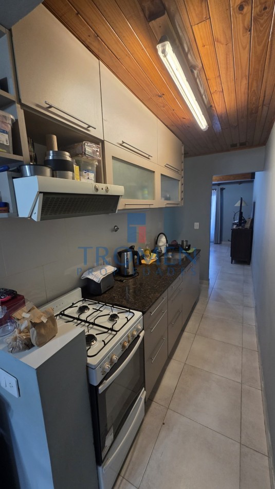 Casa de 3 Dorm. Barrio 400 Viviendas