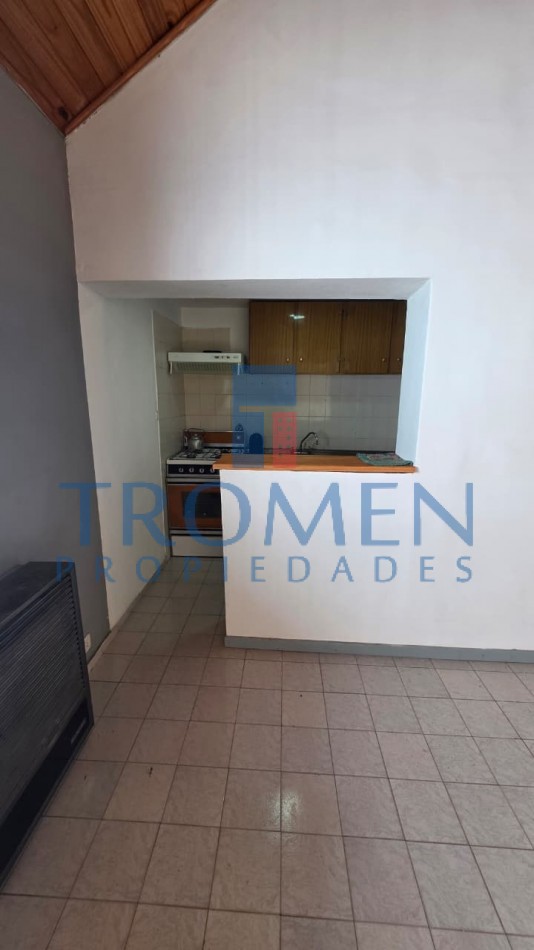DEPARTAMENTO EN ALQUILER SOBRE CALLE STA. CRUZ