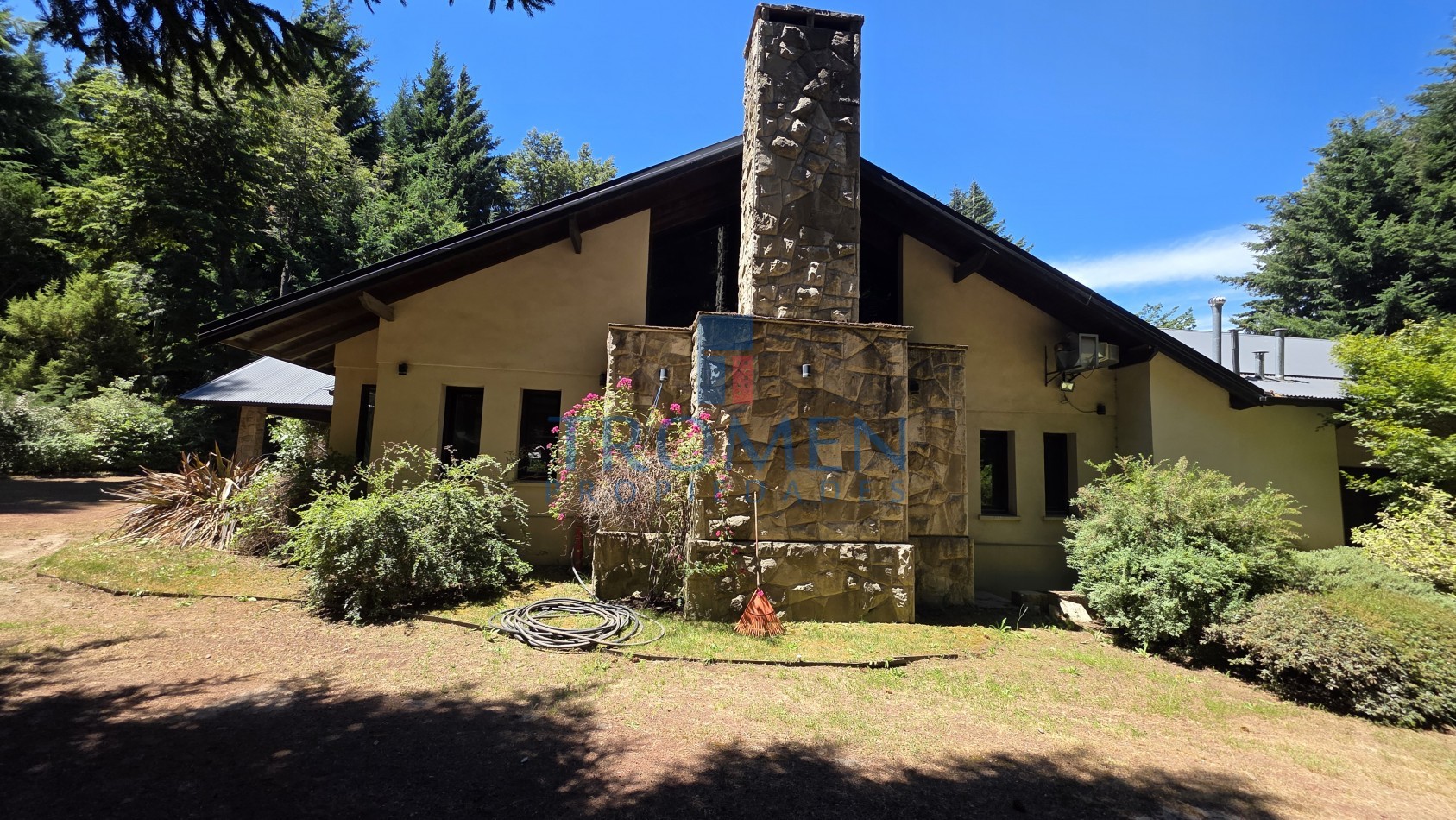 Salon de eventos - Restaurant y Casa de Te + Departamento 