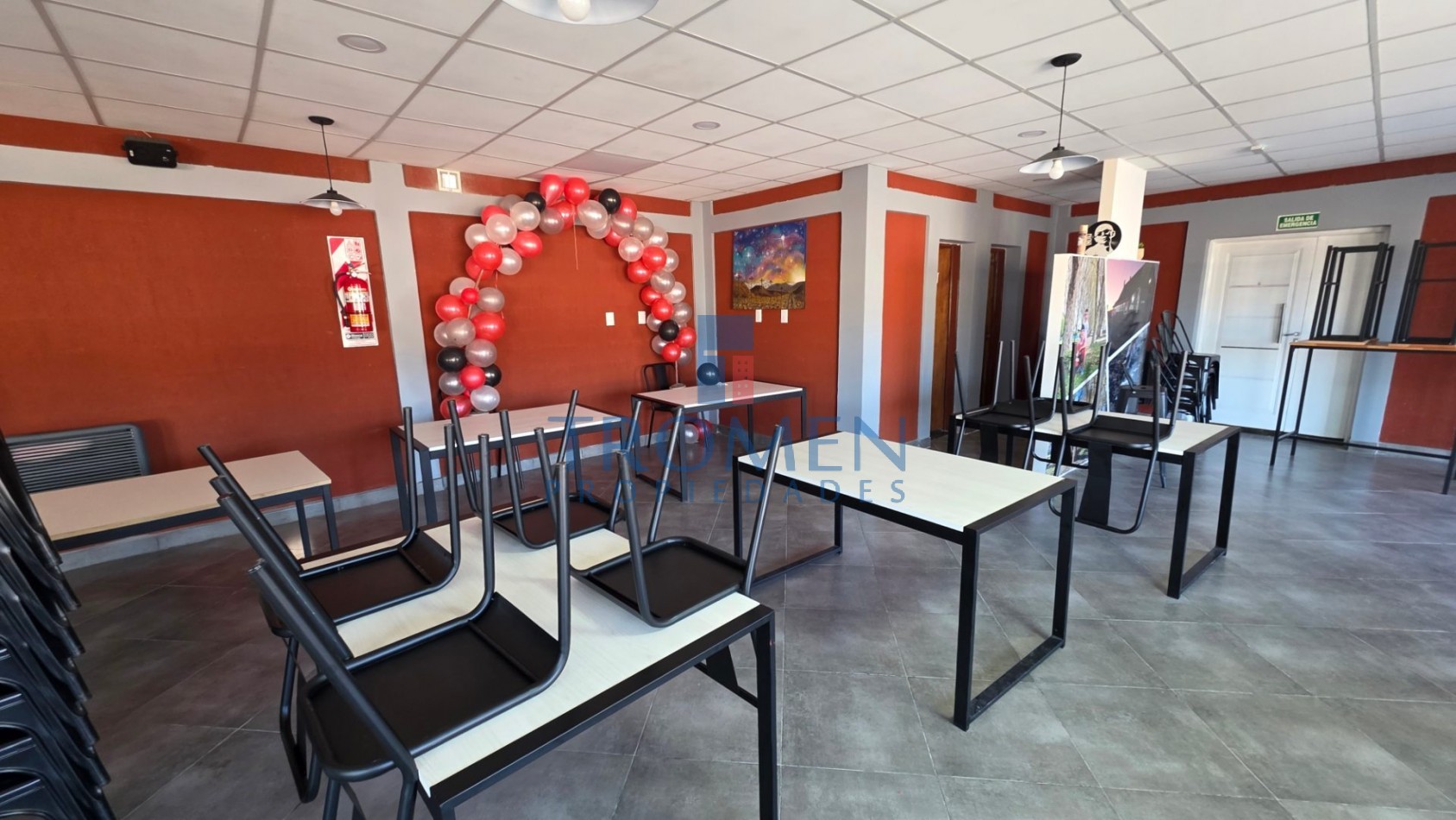 Hotel - Resto Bar en Ingeniero Jacobacci 