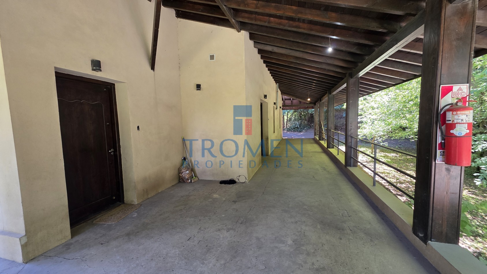 Salon de eventos - Restaurant y Casa de Te + Departamento 