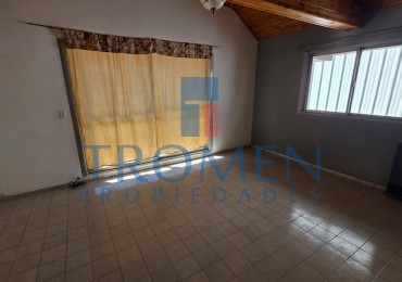 DEPARTAMENTO EN ALQUILER SOBRE CALLE STA. CRUZ
