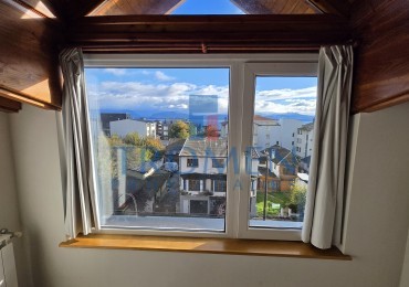 Excelente Monoambiente Apto Turistico. Con vista parcial al lago.